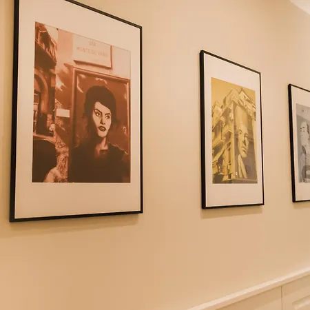 Oda ve Kahvaltı Relais Piazza Vittoria Napoli