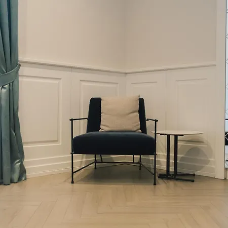 Relais Piazza Vittoria Bed and Breakfast 4*