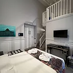 Relais Piazza Vittoria 4*