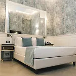 Oda ve Kahvaltı Relais Piazza Vittoria Napoli
