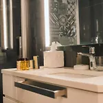 Oda ve Kahvaltı Relais Piazza Vittoria Napoli