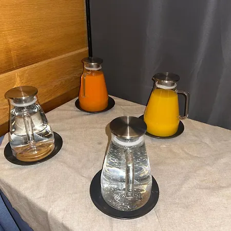 Relais Piazza Vittoria נאפולי