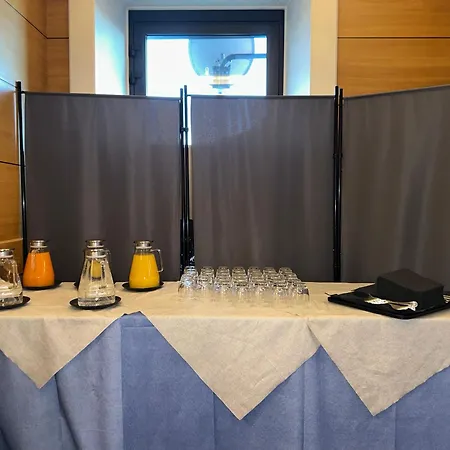 Relais Piazza Vittoria Bed & Breakfast Naples